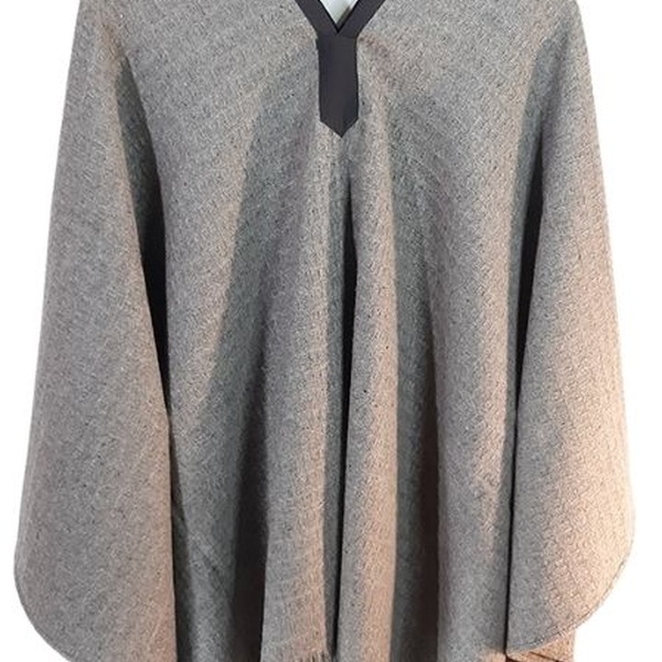 PONCHO RUSTICO