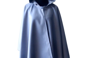 RUANA SEDAN CAPUCHA