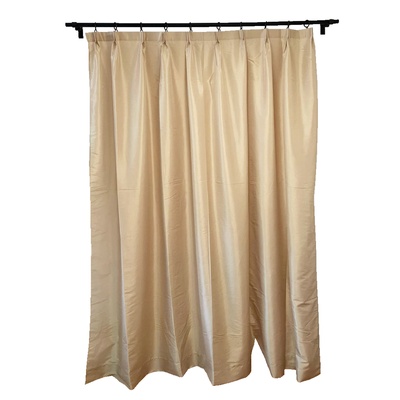 SILKY PINZAS 160X230